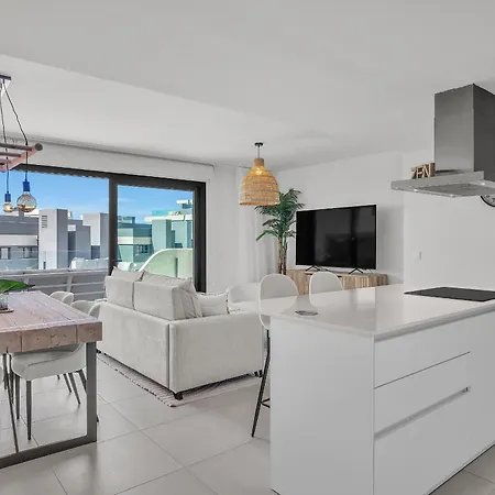 Oasis 325 By Finest Daire *