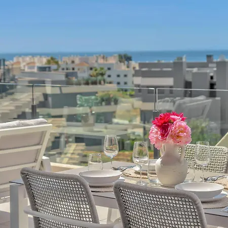 Oasis 325 By Finest Daire Estepona