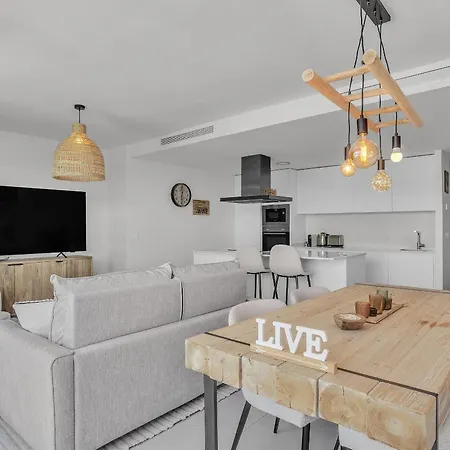 Oasis 325 By Finest